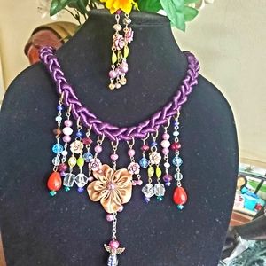 Handmade Necklace Whith Earrings  is flower charms